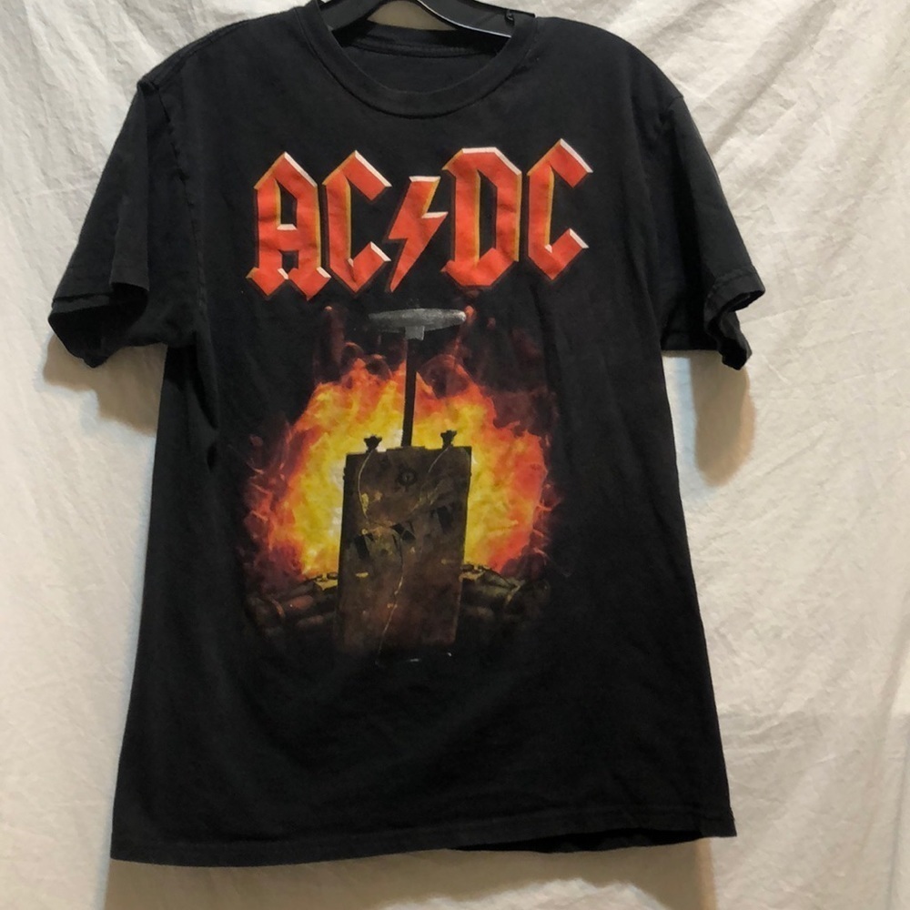 AC/DC TNT Bomb T-shirt